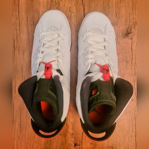 Nike Air Jordan 6 Retro White Infrared 2014 GS Size 6y DS 384665 123 Brand New - Picture 7 of 12